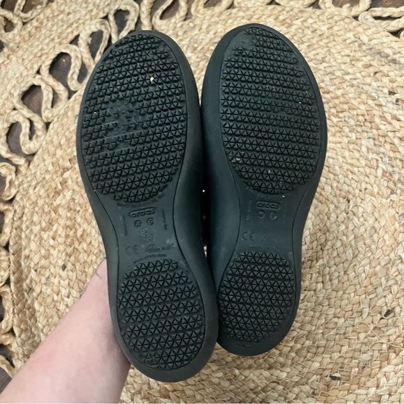 CROCS Kadee Flats Women shoe 9 Black Casual Comfort Work Non Slip Ballet Dots - Picture 4 of 4